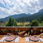 Cà Bianca Delle Dolomiti Appartement *